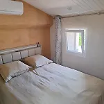 Maison Conviviale Et Chaleureuse *