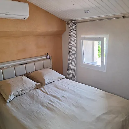 Maison Conviviale Et Chaleureuse *